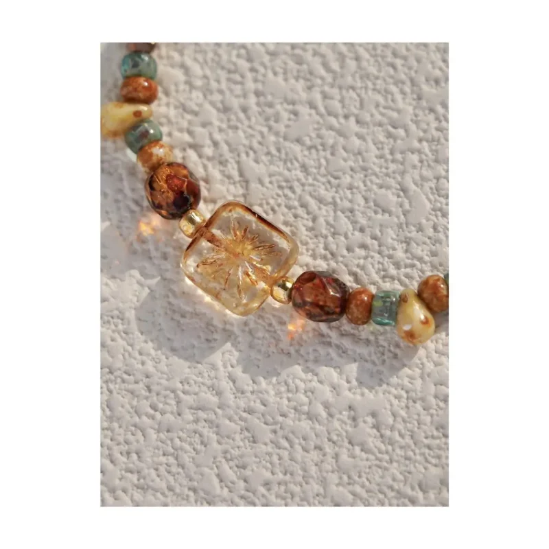 Czech glass beaded bracelet highlights bohemian elegance through detailed craftsmanship and artistic design