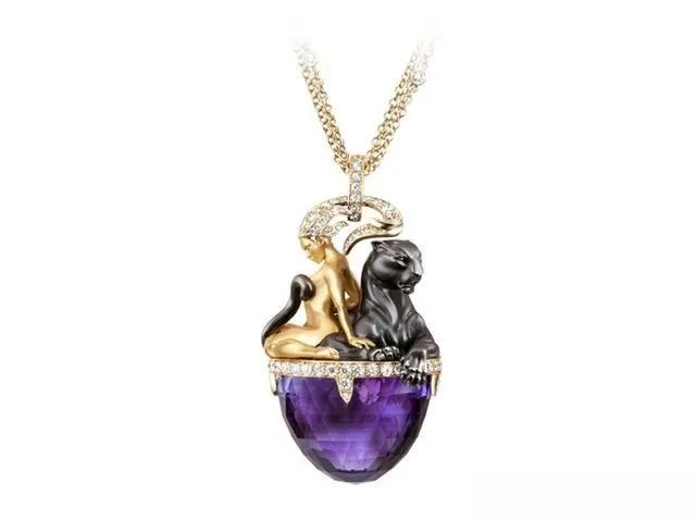 An illustration of different pendants crafted in the shapes of various animals and human portraits, showcasing diverse jewelry design styles.