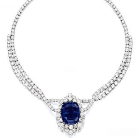 102.61ct natural Sri Lankan sapphire necklace set with approximately 60ct of diamonds in 18K white gold, 46cm length