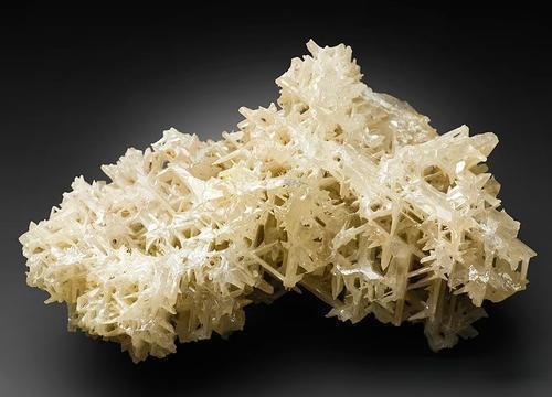 Cerussite gemstone, most samples appearing dull gray or chalky white, highlighting its natural subdued tones