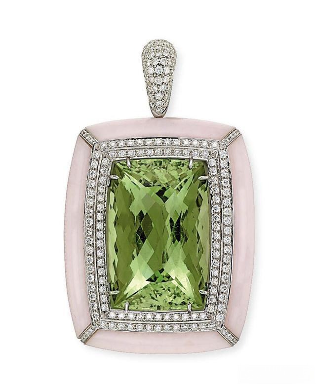 MARGHARITA BURGENER green beryl and pink opal pendant, showing how two soft colors complement each other for a pure and harmonious effect, illustrating the Chinese Color Proverbs principle.
