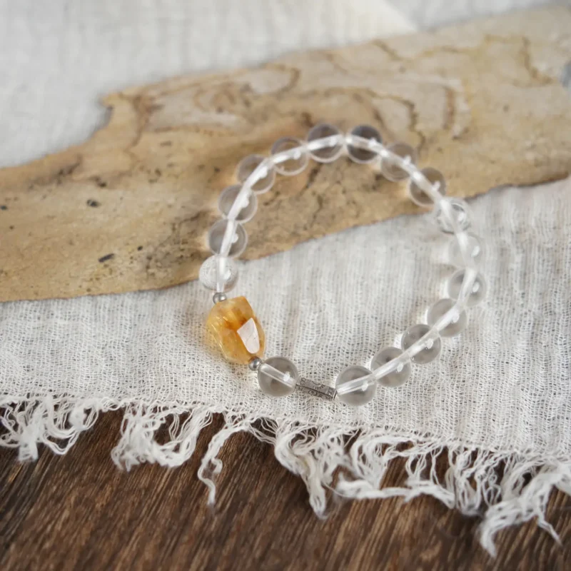 Minimalist stretch bracelet with handmade 925 sterling silver, perfect for gifting.