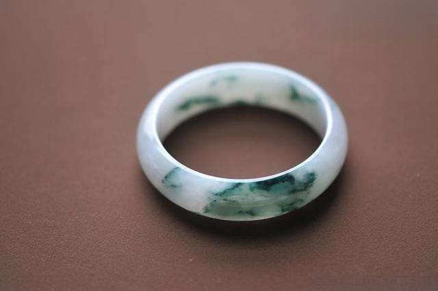 Custom jade bangle by peonyjewels - high-quality jade bangle with excellent color.