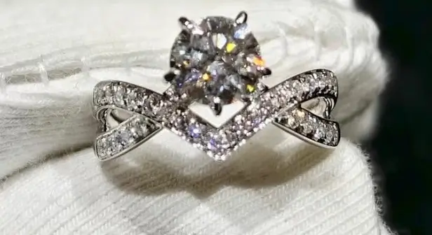 PeonyJewels fully diamond-set ring, visual reference for cost breakdown example