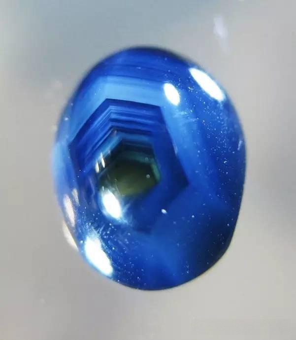 Heat-treated Shandong Changle sapphire, displaying a significantly brighter color and improved vibrancy.