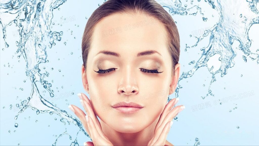 A close-up of a youthful face with plump, supple, and elastic skin, surrounded by clean, flowing water, illustrating the vital role of hydration in achieving skin beauty.