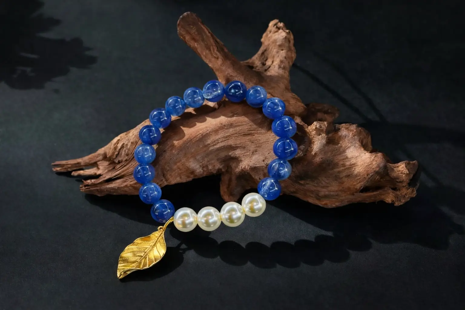 High-quality kyanite bracelet by PeonyJewels, a vibrant blue sapphire alternative with natural cat-eye effect.