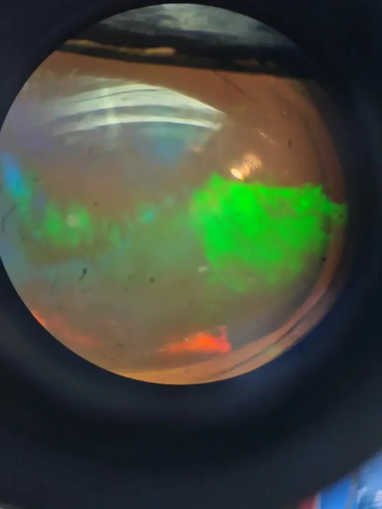 Opal Buying Guide: Microscopic view of natural opal showing soft-edged and three-dimensional patterns.