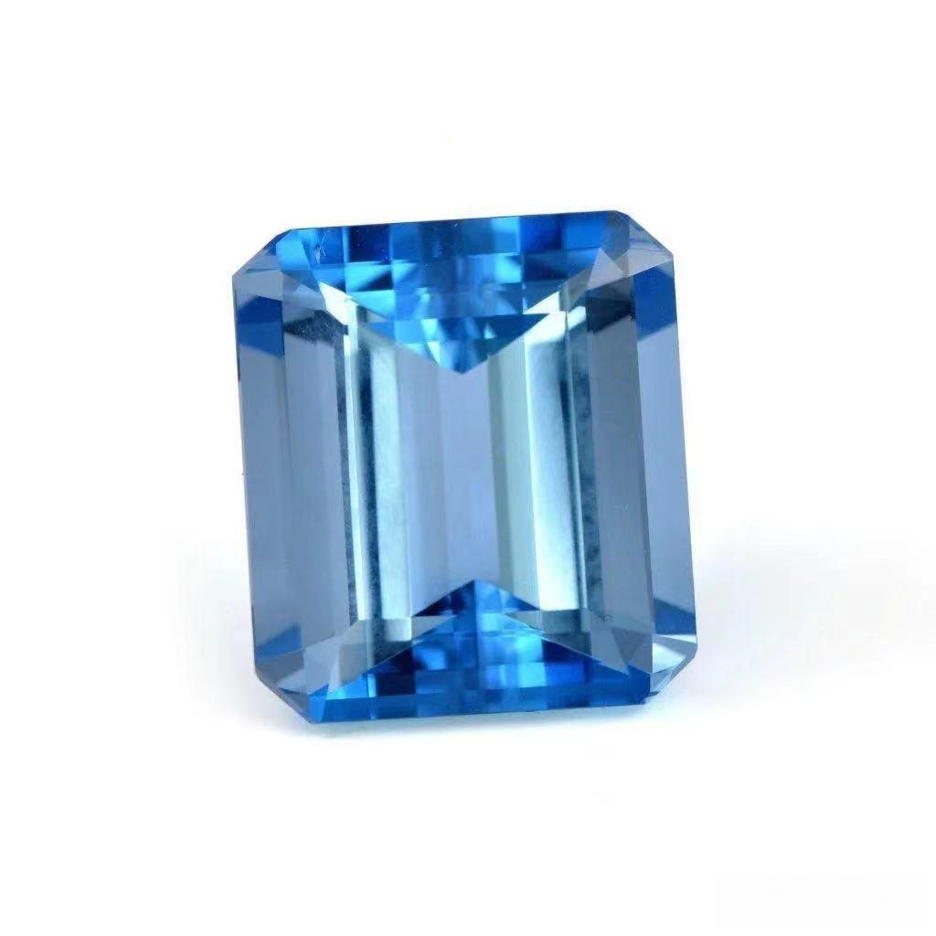 High-quality Santa Maria aquamarine gemstone displaying an intense, pure deep blue hue.