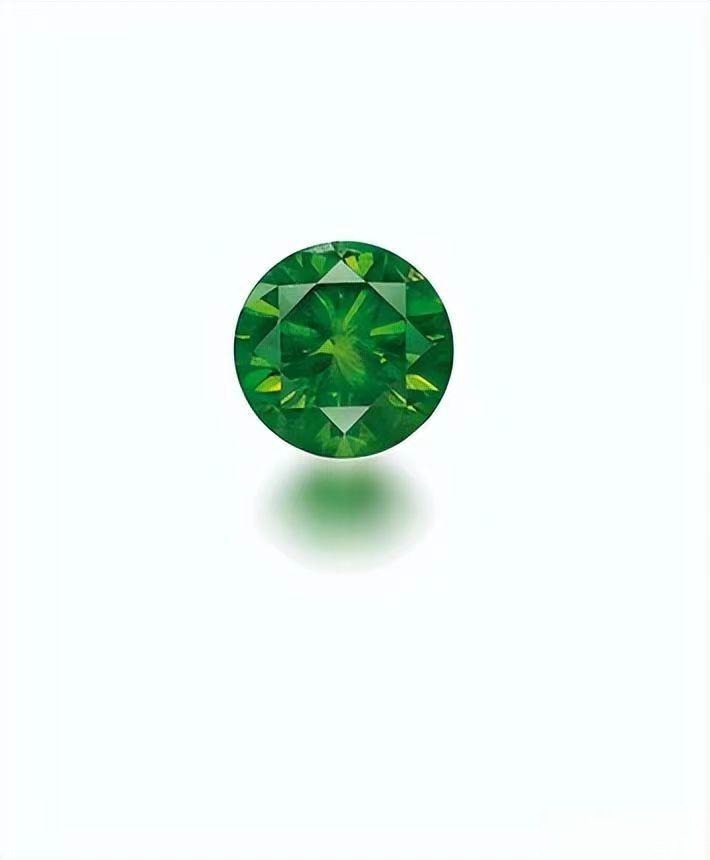6.4ct untreated Russian gemstone Tsavorite garnet displaying vivid green color and high brilliance, sold at HKD 320,000.